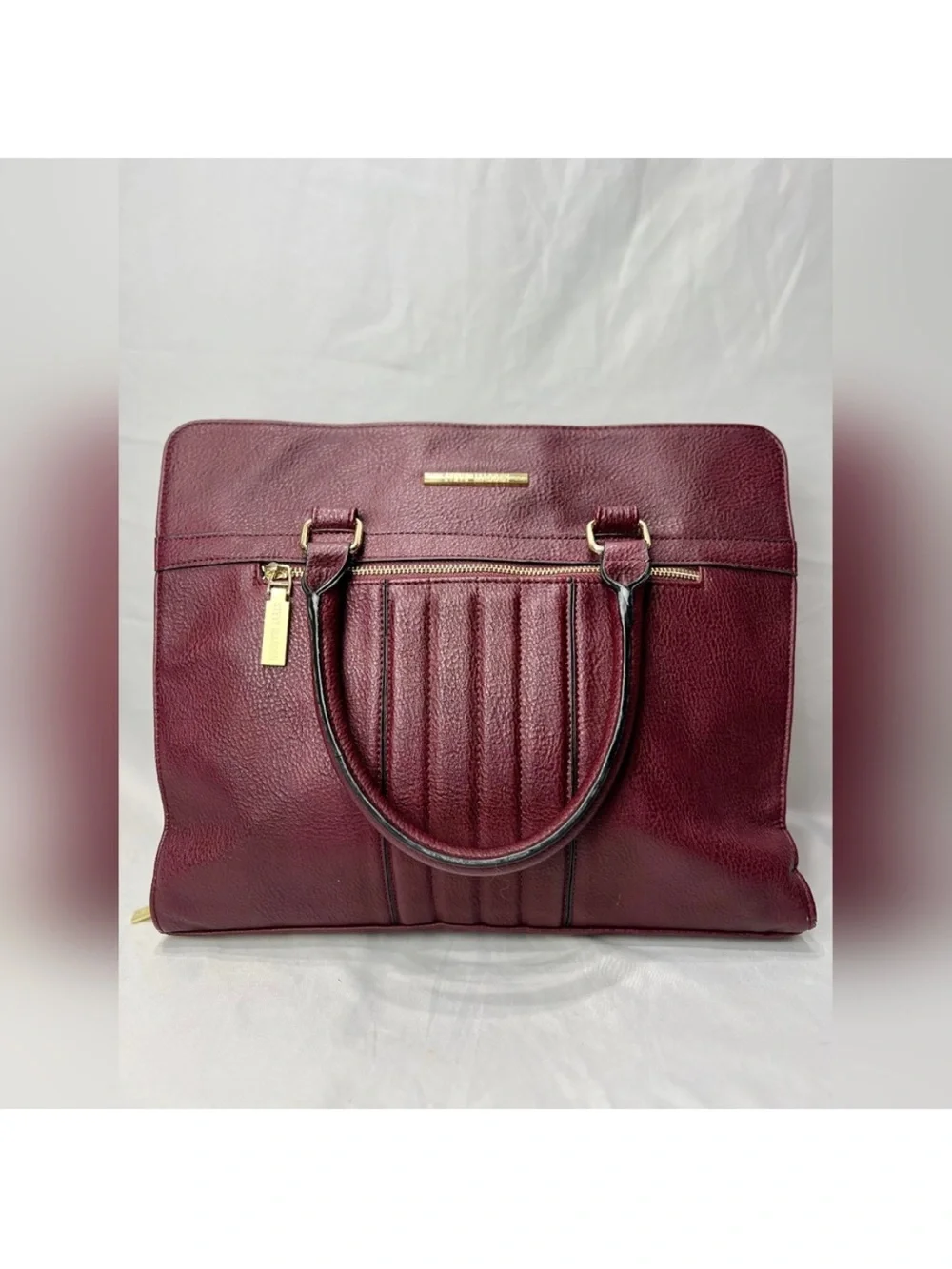 Steve Madden Burgundy Leather Handbag Interior-Excellent Condition